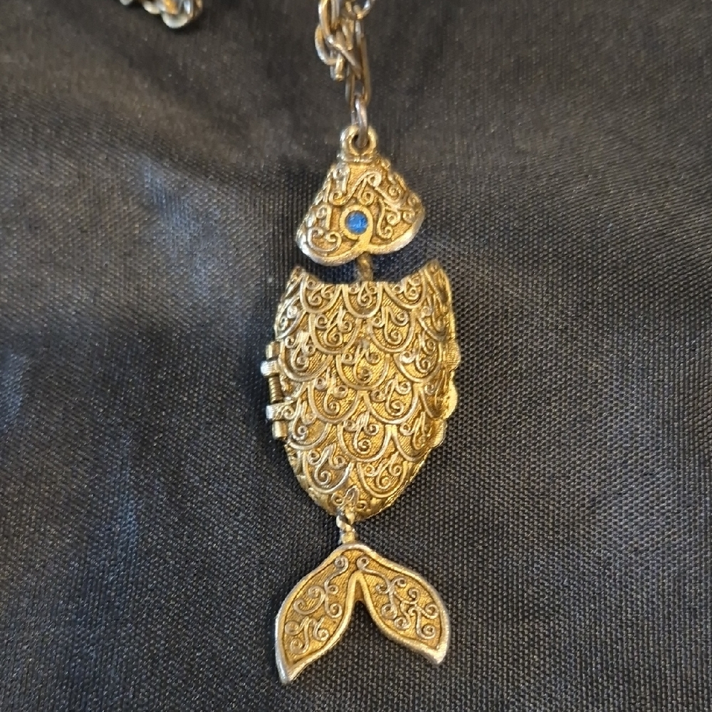 Vintage Max Factor Articulated Gold Fish Pendant Necklace Solid Perfume Locket